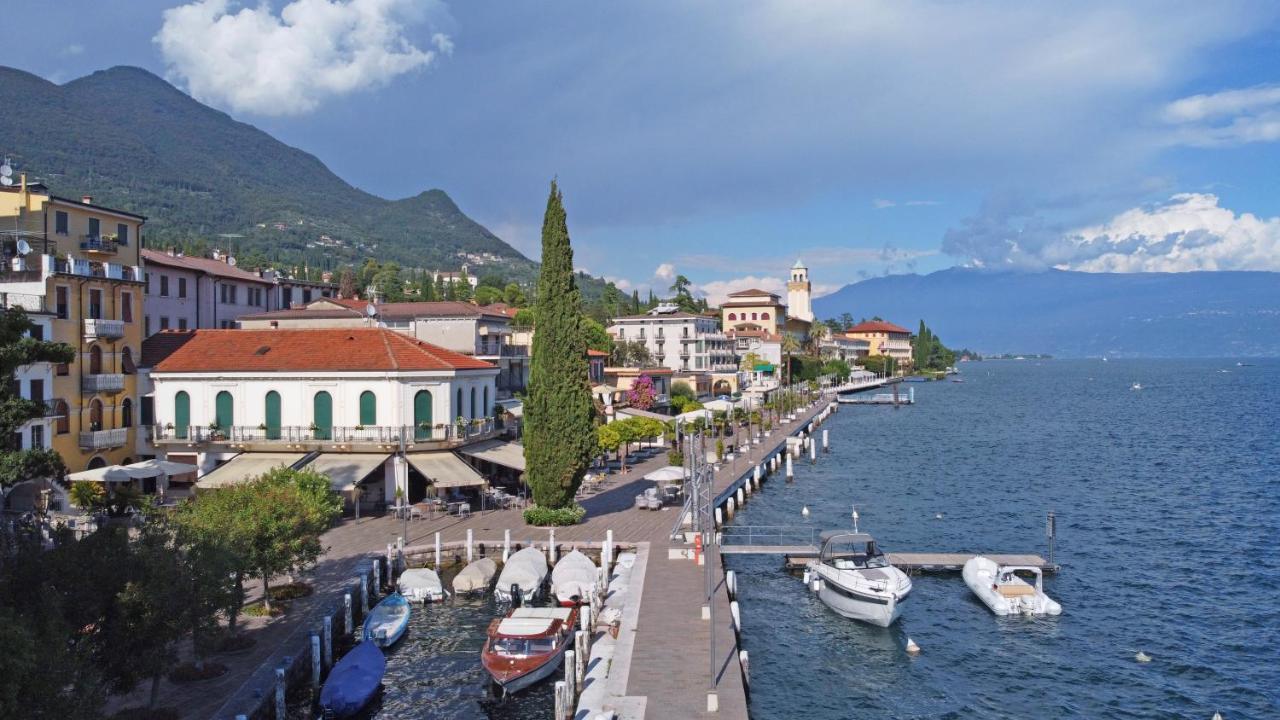 Hotel Du Lac ガルドーネ・リヴィエラ エクステリア 写真