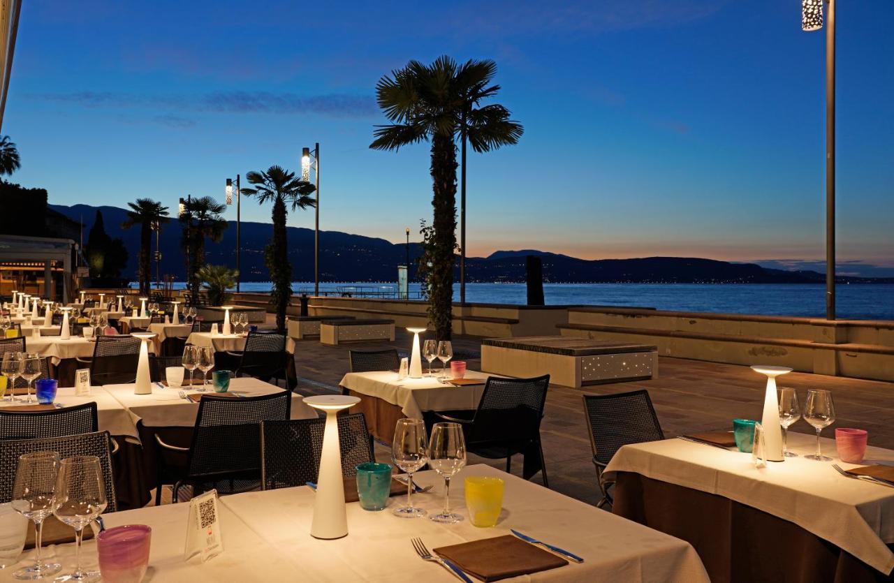 Hotel Du Lac ガルドーネ・リヴィエラ エクステリア 写真