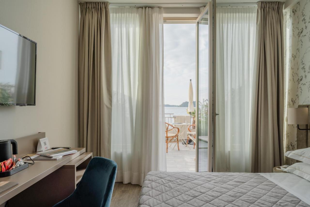 Hotel Du Lac ガルドーネ・リヴィエラ エクステリア 写真